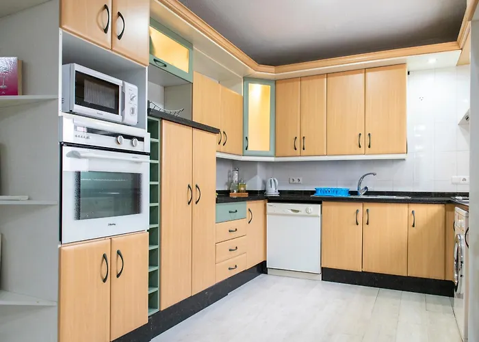 Atico Con Terraza Privada En El Casco Historico דירה קורדובה