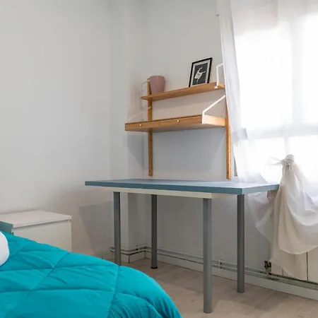 Atico Con Terraza Privada En El Casco Historico Apartamento