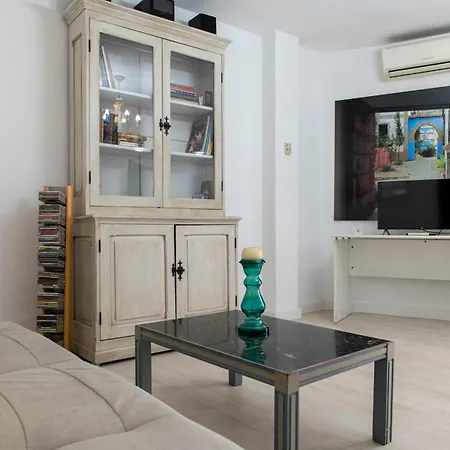 Atico Con Terraza Privada En El Casco Historico