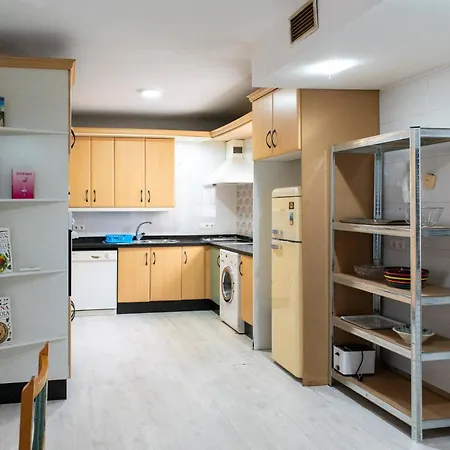 Atico Con Terraza Privada En El Casco Historico