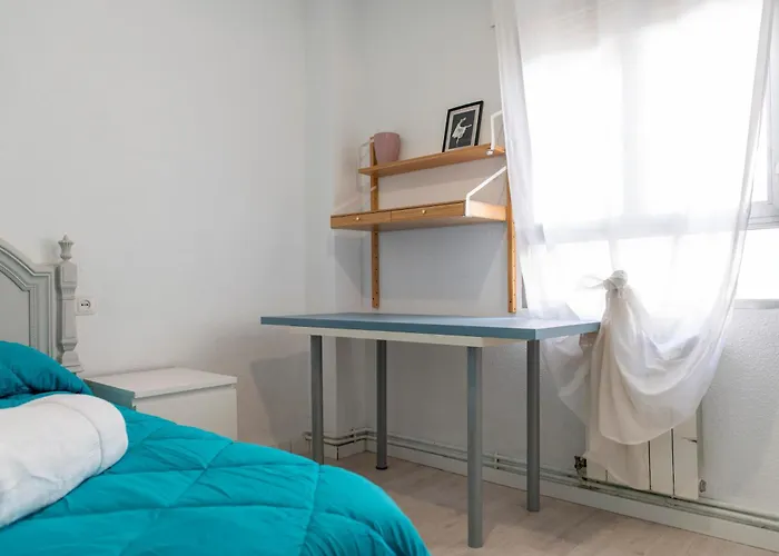 Atico Con Terraza Privada En El Casco Historico Apartment